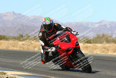 media/Feb-13-2022-SoCal Trackdays (Sun) [[c9210d39ca]]/Turn 7 Inside (1040am)/